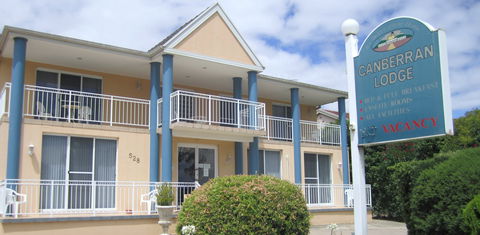 Canberran Lodge - Whitsundays Accommodation 0