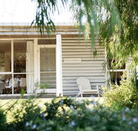 Driftwood House - Robe Retreats - Whitsundays Accommodation