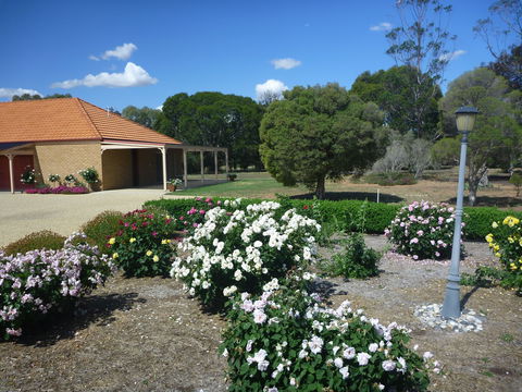 Fairways Bed And  Breakfast At Jerilderie - Whitsundays Accommodation 2
