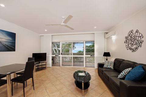 Marlin Waters Beachfront Apartments - Whitsundays Accommodation 1