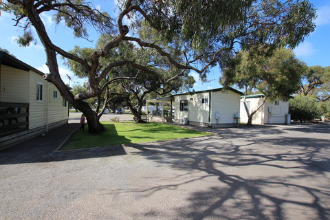 Minlaton Caravan Park - Whitsundays Accommodation 2