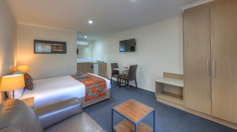 Moama Central Motel - Whitsundays Accommodation 2