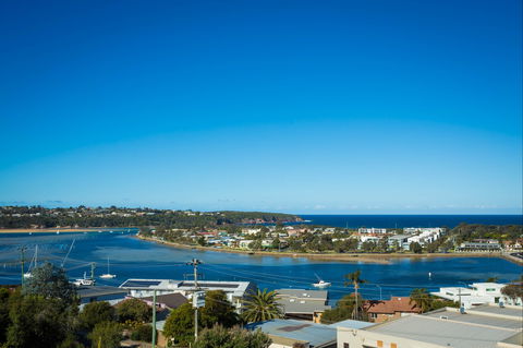 Panoramic Townhouses By Lisa - Deluxe - Whitsundays Accommodation 2