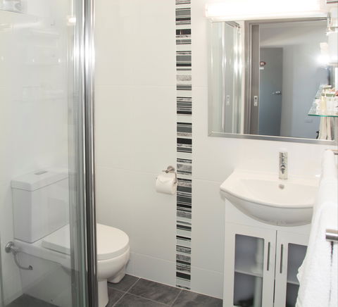 Port Aloha Motel - Whitsundays Accommodation 2