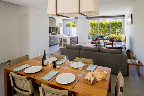 Pullman Magenta Shores Resort - Whitsundays Accommodation 2