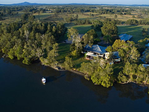 Riverside Holiday Retreat Yamba - Whitsundays Accommodation 0
