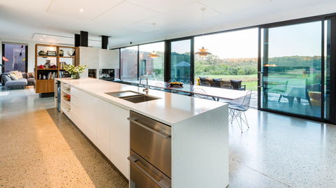 Sophies Vineyard - Whitsundays Accommodation 2