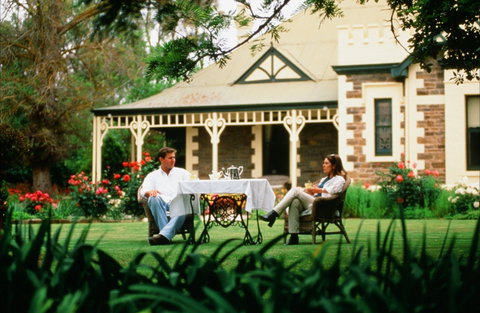 The Lodge Country House - Whitsundays Accommodation 0