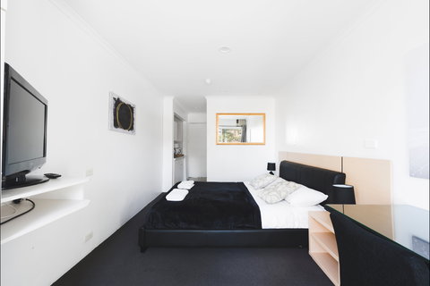 The Manly Hotel Est. 1964 - Whitsundays Accommodation 0