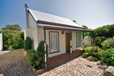 Torquay 1903 Period Cottages - Whitsundays Accommodation 1