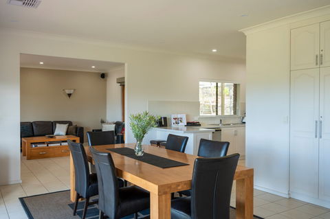 131 - Heart Of The Vale - Whitsundays Accommodation 2