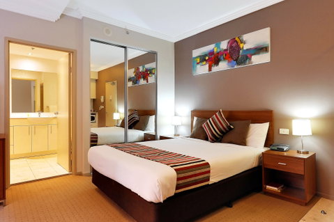 APX Darling Harbour - Whitsundays Accommodation 0