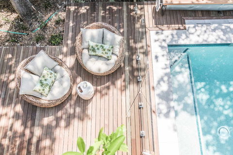 Beach Chalet - Whitsundays Accommodation 1