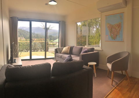 Blue Square Maydena Accommodation - Whitsundays Accommodation 1