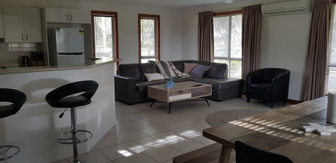 Bremer Stayz - Whitsundays Accommodation 0