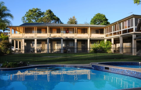 Bucketts Way Motel - Whitsundays Accommodation 0