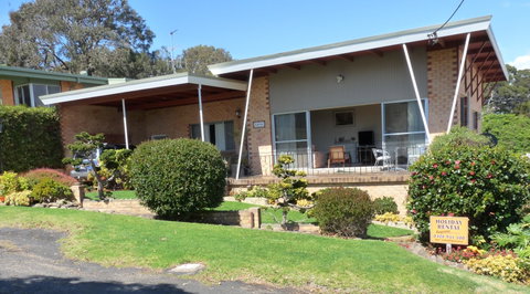 Clifftop At Tathra - Whitsundays Accommodation 1
