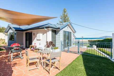 Coastal Haven At Gerroa - Whitsundays Accommodation 0