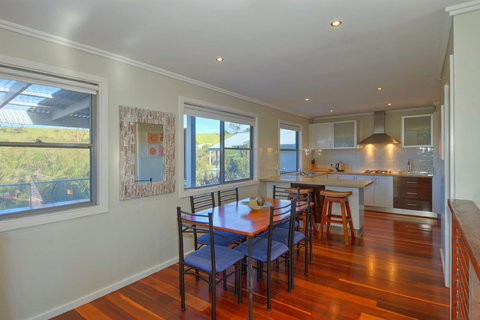 Cooke’s Haven - Whitsundays Accommodation 2