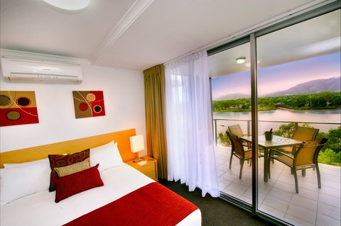 Edge Apartment Hotel - Whitsundays Accommodation 2