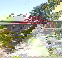 Haywards Cottage - Whitsundays Accommodation