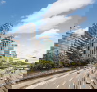 Meriton Suites North Sydney - Whitsundays Accommodation