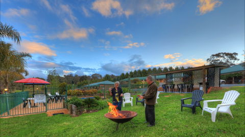 Motel Views Yackandandah - Whitsundays Accommodation 1