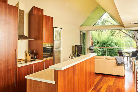 No. 6 Luxury Private Haven - Whitsundays Accommodation 2