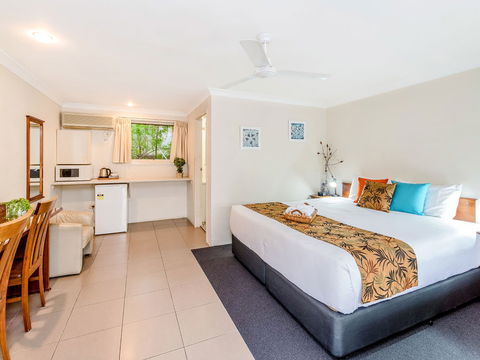Pegasus Motel - Whitsundays Accommodation 0