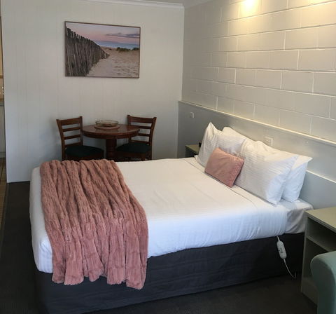 Sandbar Motel Lakes Entrance - Whitsundays Accommodation 1
