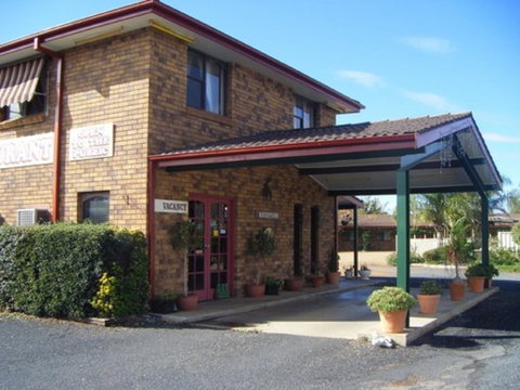Stockman Motor Inn - Whitsundays Accommodation 0