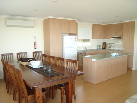 The Ozzie Oyster - Whitsundays Accommodation 1