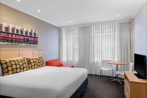 Travelodge Hotel Sydney Martin Place - Whitsundays Accommodation 0