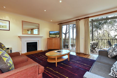 Villa Chambourcin - Whitsundays Accommodation 1