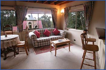 A Camelot Tower And Penthouse - Whitsundays Accommodation 4