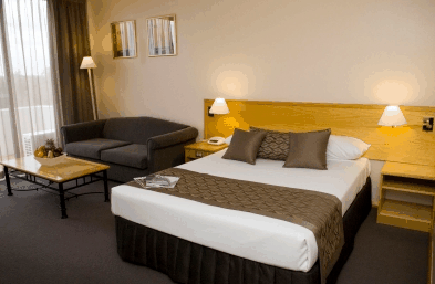 Sunnybrook Hotel  Convention Centre - Whitsundays Accommodation