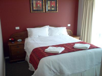 Park Lane Tourist Park - Whitsundays Accommodation 0