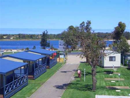Waters Edge Holiday Park - Whitsundays Accommodation 0
