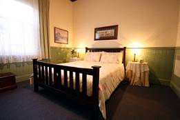 Isabella At Kyneton - Whitsundays Accommodation 3