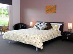 De Vine Escape - Whitsundays Accommodation 1
