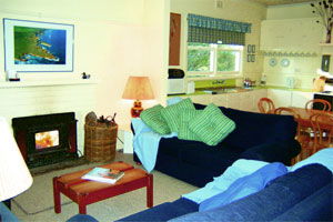 South Mokanger Farm Cottages - Whitsundays Accommodation 4