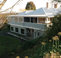 Azidene House - Whitsundays Accommodation