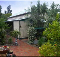 Trafalgar Cottage - Whitsundays Accommodation