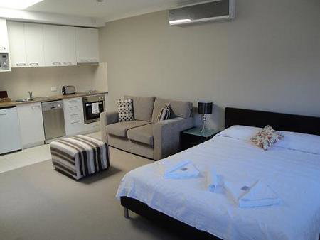 The Queenscliff Inn - Whitsundays Accommodation 2