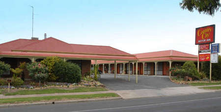 Country City Motor Inn - Whitsundays Accommodation 0
