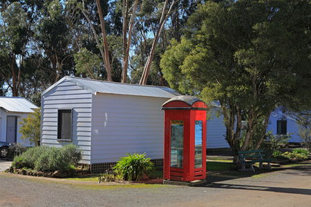 Warrenheip VIC Whitsundays Accommodation