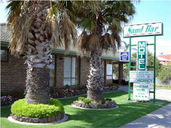 Sand Bar Motel Lakes Entrance - Whitsundays Accommodation 0