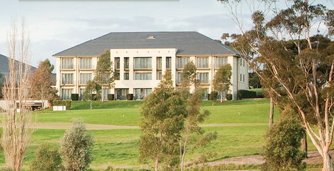Yarra Valley Lodge - Whitsundays Accommodation 0