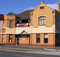 Cross Keys Hotel - Whitsundays Accommodation