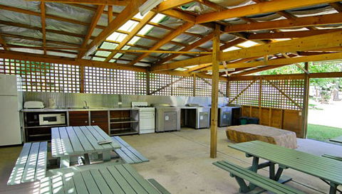 A Wangralea Caravan Park - Whitsundays Accommodation 1